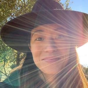 Meet your Posher, Liz